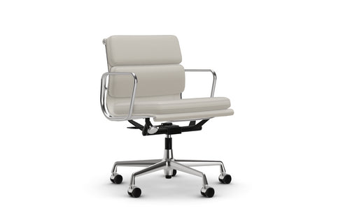Eames Soft Pad Chair - EA 217